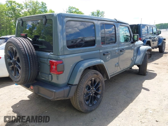 2024 Jeep Wrangler Sahara with VIN 1C4RJXP68RW270112, listed as a IAAI auction lot 42193921 with 23,792 mi miles and . Bid and sale history available at DreamBid. Image 4.
