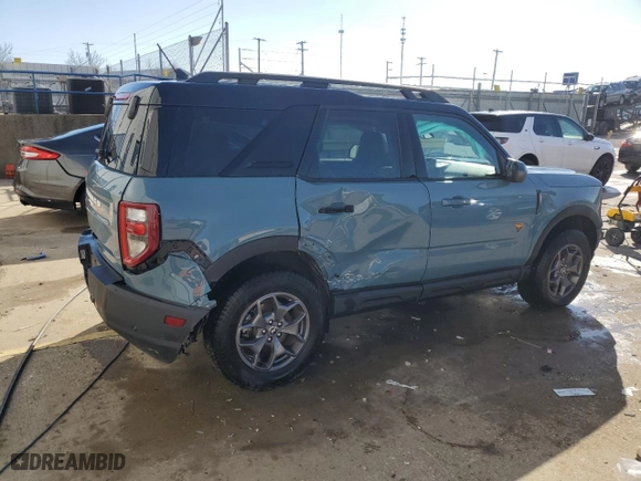2022 Ford Bronco Sport Badlands with VIN 3FMCR9D92NRE34066, listed as a Copart auction lot 44433435 with NaN miles and Salvage Title. Bid and sale history available at carsss.com. Image 3.