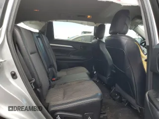 2017 Toyota Highlander LE z VIN 5TDBZRFH9HS436175, wystawiony jako Copart lot #58738425 z przebiegiem 142 786 mil mil oraz Szkoda całkowita • Salvage title. Historia ofert i sprzedaży dostępna na DreamBid. Obrazek 11.