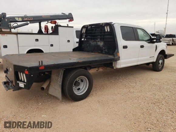 2022 Ford F-350 XL with VIN 1FD8W3HT5NEC92798, listed as a Copart auction lot 47594505 with 98,801 mi miles and Clean Title. Bid and sale history available at DreamBid. Image 3.