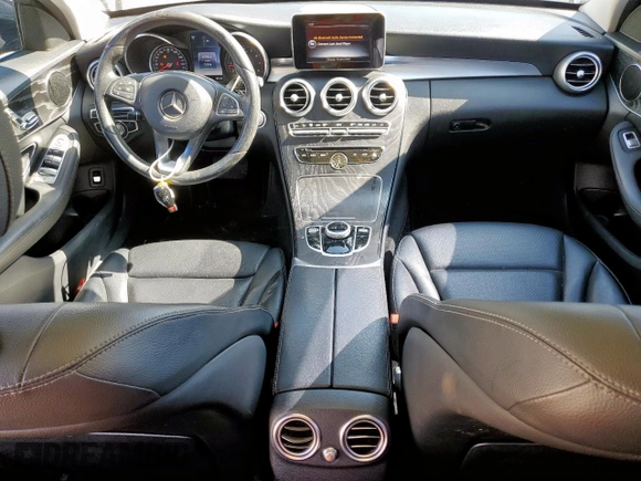 2017 Mercedes-Benz C 300 с VIN 55SWF4JB8HU233765, выставлен на аукционе Copart как лот 54528105 с пробегом 73 296 миль миль и Чистый • Clean title. История ставок и продаж доступна на DreamBid. Изображение 8.