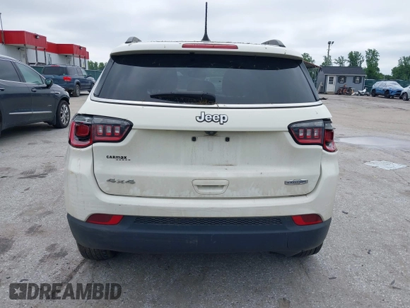 2018 Jeep Compass Altitude с VIN 3C4NJDBB3JT307885, выставлен на аукционе IAAI как лот 42372222 с пробегом 77 522 миль миль и . История ставок и продаж доступна на DreamBid. Изображение 16.