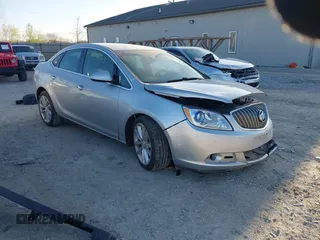 2012 Buick Verano with VIN 1G4PP5SK4C4159134, listed as a IAAI auction lot 41950963 with 117,375 mi miles. Bid and sale history available at carsss.com. Image 1.