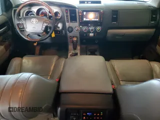 2010 Toyota Sequoia Platinum with VIN 5TDYY5G12AS029540, listed as a Copart auction lot 82955724 with 189,845 mi miles and Clean Title. Bid and sale history available at carsss.com. Image 8.