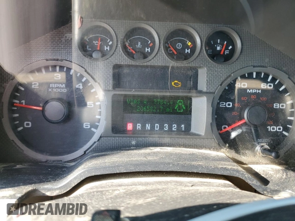 2008 Ford F-350 with VIN 1FTWF30598EA54627, listed as a Copart auction lot 54067735 with 206,582 mi miles and Salvage title. Bid and sale history available at DreamBid. Image 9.
