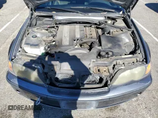 2003 BMW 3 Series 325i with VIN WBAAZ33443PH35523, listed as a Copart auction lot 42237685 with 168,976 mi miles and Salvage Title. Bid and sale history available at carsss.com. Image 11.