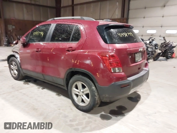 2015 Chevrolet Trax LT with VIN KL7CJLSB5FB264514, listed as a IAAI auction lot 41451749 with 68,864 mi miles. Bid and sale history available at carsss.com. Image 3.