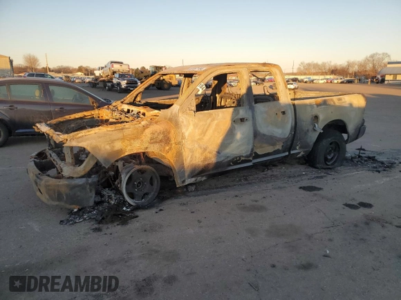 2016 Ram 1500 Tradesman z VIN 1C6RR7FM5GS174684, wystawiony jako Copart lot #87287184 z przebiegiem Nie podano mil oraz Nie do naprawy • Non repairable. Historia ofert i sprzedaży dostępna na DreamBid. Obrazek 1.