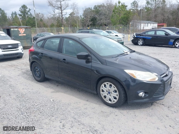 2012 Ford Focus SE with VIN 1FAHP3K2XCL332177, listed as a IAAI auction lot 41724839 with 178,779 mi miles. Bid and sale history available at carsss.com. Image 1.