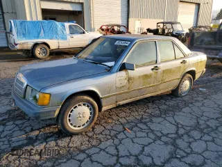 1986 Mercedes-Benz 190 E z VIN WDBDA24D8GF205157, wystawiony jako Copart lot #50260585 z przebiegiem 164 329 mil mil oraz Szkody całkowita. Historia ofert i sprzedaży dostępna na DreamBid. Obrazek 1.