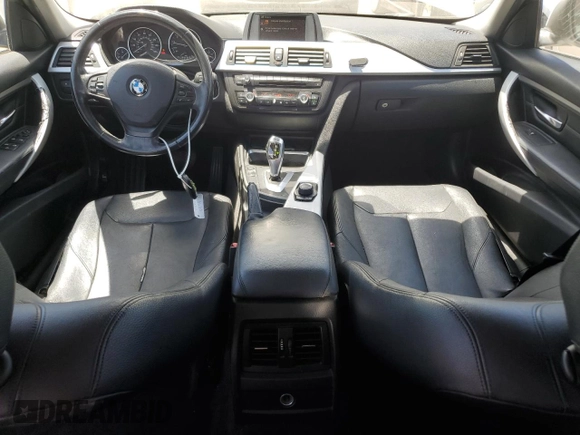 2012 BMW 3 Series 328i z VIN WBA3C1C52CF432699, wystawiony jako Copart lot #60540175 z przebiegiem 130 162 mil mil oraz Szkoda całkowita • Salvage title. Historia ofert i sprzedaży dostępna na DreamBid. Obrazek 8.
