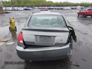 2004 Saturn ION ION 2 z VIN 1G8AJ52F64Z215376, wystawiony jako IAAI lot #42230247 z przebiegiem 60 227 mil mil oraz . Historia ofert i sprzedaży dostępna na DreamBid. Obrazek 16.