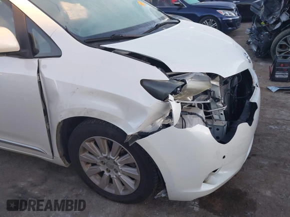 2016 Toyota Sienna XLE with VIN 5TDYK3DC9GS759983, listed as a IAAI auction lot 40859938 with 120,066 mi miles and . Bid and sale history available at DreamBid. Image 6.