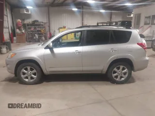 2009 Toyota RAV4 Ltd with VIN JTMBF31VX9D017204, listed as a IAAI auction lot 41630093 with 210,590 mi miles. Bid and sale history available at carsss.com. Image 14.