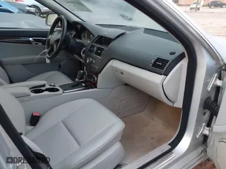 2009 Mercedes-Benz C-Class 3.0L Sport with VIN WDDGF54X29F238532, listed as a IAAI auction lot 41757501 with 130,962 mi miles. Bid and sale history available at carsss.com. Image 5.