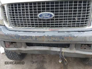 1999 Ford Super Duty F-250 XL with VIN 1FTNX21F1XED40173, listed as a IAAI auction lot 41712778 with 166,586 mi miles. Bid and sale history available at carsss.com. Image 6.