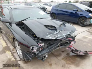 2006 Pontiac GTO with VIN 6G2VX12U46L827831, listed as a IAAI auction lot 41319936 with 102,173 mi miles. Bid and sale history available at carsss.com. Image 6.