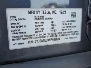 2022 Tesla Model S z VIN 5YJSA1E53NF462884, wystawiony jako Copart lot #62701915 z przebiegiem Nie podano mil oraz Szkoda całkowita • Salvage title. Historia ofert i sprzedaży dostępna na DreamBid. Obrazek 13.