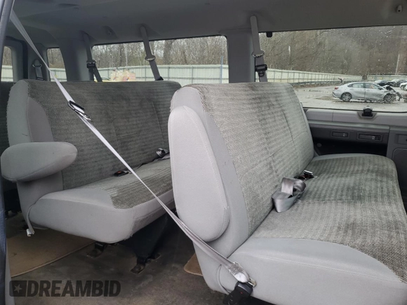 2004 Ford Econoline Passenger XL with VIN 1FBSS31L64HA57005, listed as a Copart auction lot 81564974 with 140,859 mi miles and Clean Title. Bid and sale history available at carsss.com. Image 11.