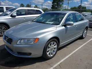 2009 Volvo S80 I6 z VIN YV1AS982791102440, wystawiony jako IAAI lot #42181426 z przebiegiem 96 432 mil mil oraz . Historia ofert i sprzedaży dostępna na DreamBid. Obrazek 2.