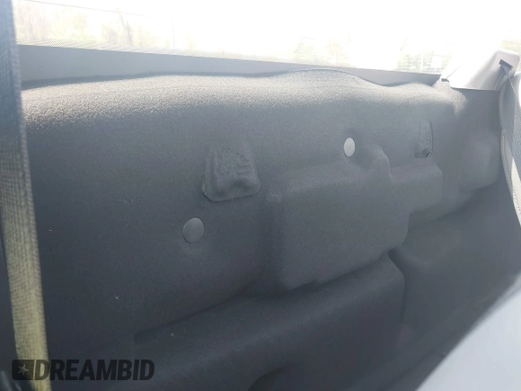2022 Ford F-250 XL with VIN 1FTBF2B66NEG29082, listed as a IAAI auction lot 42167195 with 22,751 mi miles and . Bid and sale history available at DreamBid. Image 8.