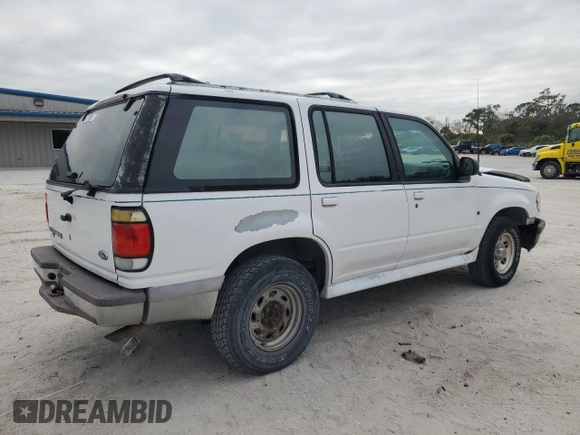 1996 Ford Explorer XLT z VIN 1FMDU32P7TZA15088, wystawiony jako Copart lot #88588765 z przebiegiem 79 106 mil mil oraz Szkoda całkowita • Salvage title. Historia ofert i sprzedaży dostępna na DreamBid. Obrazek 3.