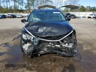 2020 Chrysler Voyager LXi z VIN 2C4RC1DG1LR266018, wystawiony jako Copart lot #47455945 z przebiegiem Nie podano mil oraz Szkoda całkowita • Salvage title. Historia ofert i sprzedaży dostępna na DreamBid. Obrazek 5.
