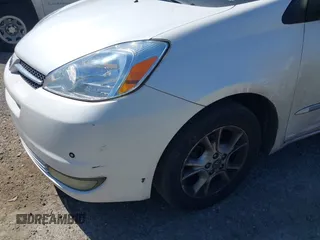 2004 Toyota Sienna XLE with VIN 5TDZA22C54S093012, listed as a IAAI auction lot 42036122 with 171,655 mi miles and . Bid and sale history available at carsss.com. Image 6.