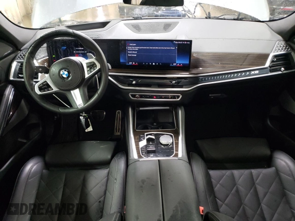 2025 BMW X6 xDrive40i with VIN 5UX33EX05S9X17286, listed as a Copart auction lot 52207275 with 24,547 mi miles and Clean Title. Bid and sale history available at carsss.com. Image 8.