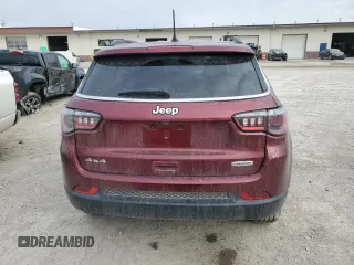 2022 Jeep Compass Latitude with VIN 3C4NJDBB2NT111913, listed as a Copart auction lot 47461105 with 35,946 mi miles and Salvage Title. Bid and sale history available at DreamBid. Image 6.