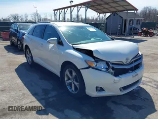 2013 Toyota Venza LE with VIN 4T3BK3BB7DU094026, listed as a IAAI auction lot 41757918 with 185,748 mi miles. Bid and sale history available at carsss.com. Image 1.