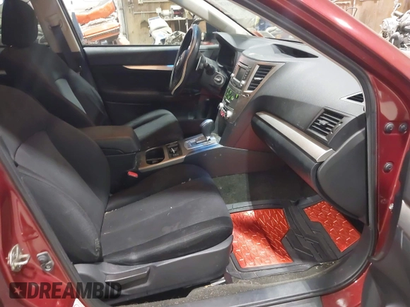 2014 Subaru Outback Premium with VIN 4S4BRBCC4E3275081, listed as a IAAI auction lot 41948379 with 203,855 mi miles and . Bid and sale history available at DreamBid. Image 5.