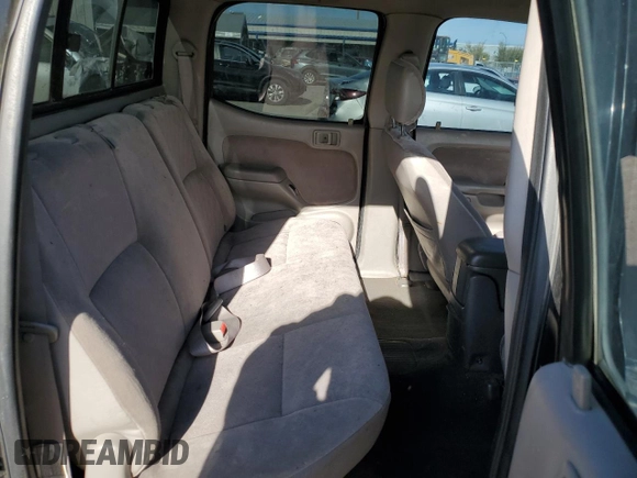 2003 Toyota Tacoma PreRunner z VIN 5TEGN92N43Z196106, wystawiony jako Copart lot #52205315 z przebiegiem 290 000 mil mil oraz Szkoda całkowita • Salvage title. Historia ofert i sprzedaży dostępna na DreamBid. Obrazek 10.