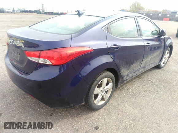 2013 Hyundai Elantra Limited z VIN 5NPDH4AE6DH273531, wystawiony jako IAAI lot #41937903 z przebiegiem 91 763 mil mil oraz . Historia ofert i sprzedaży dostępna na DreamBid. Obrazek 4.