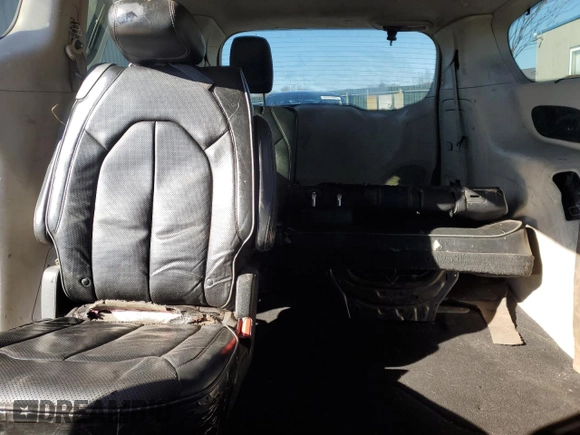 2017 Chrysler Pacifica Limited with VIN 2C4RC1GGXHR837881, listed as a Copart auction lot 43140345 with 296,374 mi miles and Salvage Title. Bid and sale history available at DreamBid. Image 10.