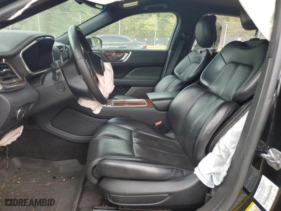 2018 Lincoln Continental Livery with VIN 1LN6L9HKXJ5606384, listed as a Copart auction lot 69419984 with 142,888 mi miles and Salvage Title. Bid and sale history available at carsss.com. Image 7.