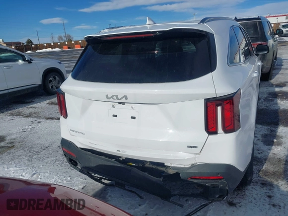 2024 Kia Sorento S z VIN 5XYRLDJC0RG275129, wystawiony jako IAAI lot #41354269 z przebiegiem 16 907 mil mil oraz . Historia ofert i sprzedaży dostępna na DreamBid. Obrazek 16.