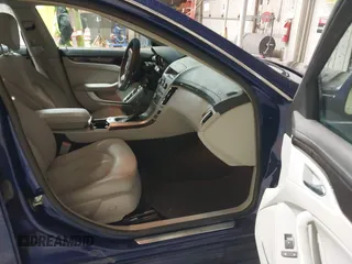 2012 Cadillac CTS Luxury z VIN 1G6DG5E5XC0125819, wystawiony jako IAAI lot #42251305 z przebiegiem 233 887 mil mil oraz . Historia ofert i sprzedaży dostępna na DreamBid. Obrazek 5.