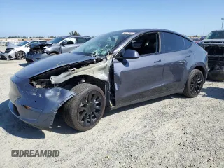 2021 Tesla Model Y Long Range z VIN 5YJYGDEE2MF296446, wystawiony jako Copart lot #56172985 z przebiegiem 53 850 mil mil oraz Szkoda całkowita • Salvage title. Historia ofert i sprzedaży dostępna na DreamBid. Obrazek 1.