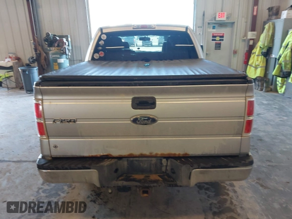 2010 Ford F-150 XL с VIN 1FTEW1E82AFA31046, выставлен на аукционе IAAI как лот 42158777 с пробегом 204 171 миль миль и . История ставок и продаж доступна на DreamBid. Изображение 16.