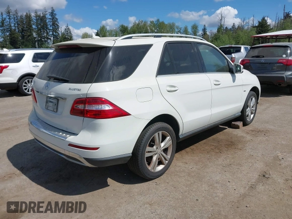 2012 Mercedes-Benz M 350 with VIN 4JGDA2EB1CA001253, listed as a IAAI auction lot 42101210 with 149,920 mi miles and . Bid and sale history available at DreamBid. Image 4.