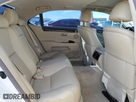 2014 Lexus LS 460 L with VIN JTHGL5EF3E5053199, listed as a Copart auction lot 88128655 with 204,969 mi miles and Salvage title. Bid and sale history available at DreamBid. Image 10.