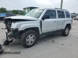 2011 Jeep Patriot Sport z VIN 1J4NT1GBXBD146292, wystawiony jako Copart lot #56982555 z przebiegiem 241 524 mil mil oraz Szkoda całkowita • Salvage title. Historia ofert i sprzedaży dostępna na DreamBid. Obrazek 1.