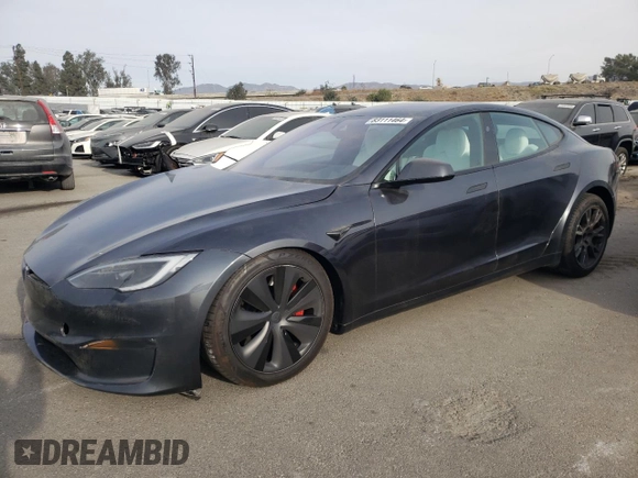 2023 Tesla Model S Plaid с VIN 5YJSA1E67PF528820, выставлен на аукционе Copart как лот 83111464 с пробегом 17 858 миль миль и Списание • Salvage title. История ставок и продаж доступна на DreamBid. Изображение 1.