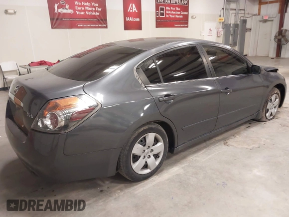 2007 Nissan Altima S with VIN 1N4AL21E37C140513, listed as a IAAI auction lot 41632649 with 159,852 mi miles and . Bid and sale history available at DreamBid. Image 4.