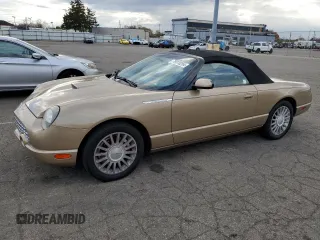 2005 Ford Thunderbird Deluxe z VIN 1FAHP60A35Y107942, wystawiony jako Copart lot #79070254 z przebiegiem 95 582 mil mil oraz Szkody całkowita. Historia ofert i sprzedaży dostępna na DreamBid. Obrazek 1.
