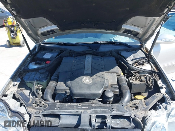 2004 Mercedes-Benz CLK 500 z VIN WDBTK75G24T009579, wystawiony jako IAAI lot #42313638 z przebiegiem 151 536 mil mil oraz . Historia ofert i sprzedaży dostępna na DreamBid. Obrazek 10.
