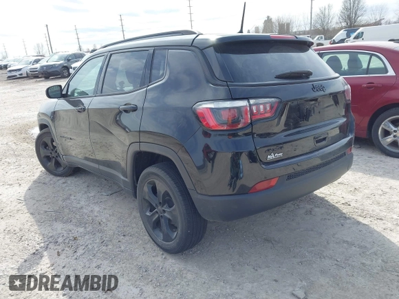 2018 Jeep Compass Latitude with VIN 3C4NJDBBXJT304322, listed as a IAAI auction lot 41833329 with 124,577 mi miles. Bid and sale history available at carsss.com. Image 3.