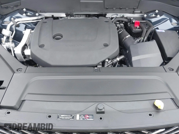 2025 Volvo XC90 with VIN YV4062PG4S1370195, listed as a IAAI auction lot 41912433 with 31 mi miles and . Bid and sale history available at DreamBid. Image 10.