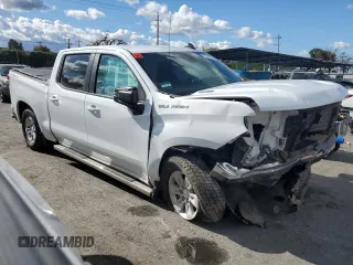 2024 Chevrolet Silverado 1500 LT with VIN 1GCUDDE85RZ289395, listed as a Copart auction lot 48326655 with 0 mi miles and Salvage Title. Bid and sale history available at carsss.com. Image 4.